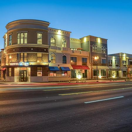 Hotel Lexen Newhall & Santa Clarita - Near Six Flags Magic Mountain Екстер'єр фото