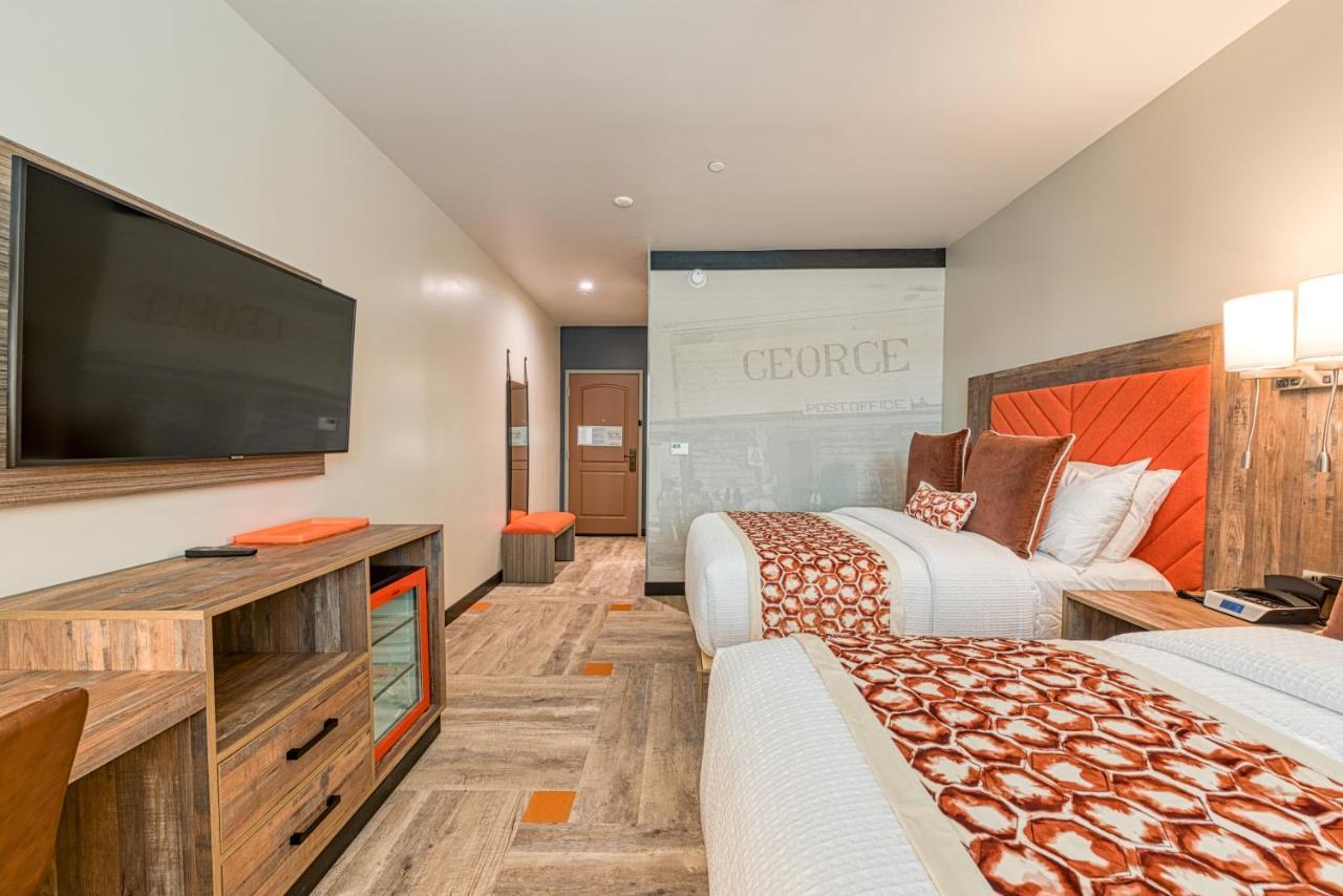 Hotel Lexen Newhall & Santa Clarita - Near Six Flags Magic Mountain Екстер'єр фото
