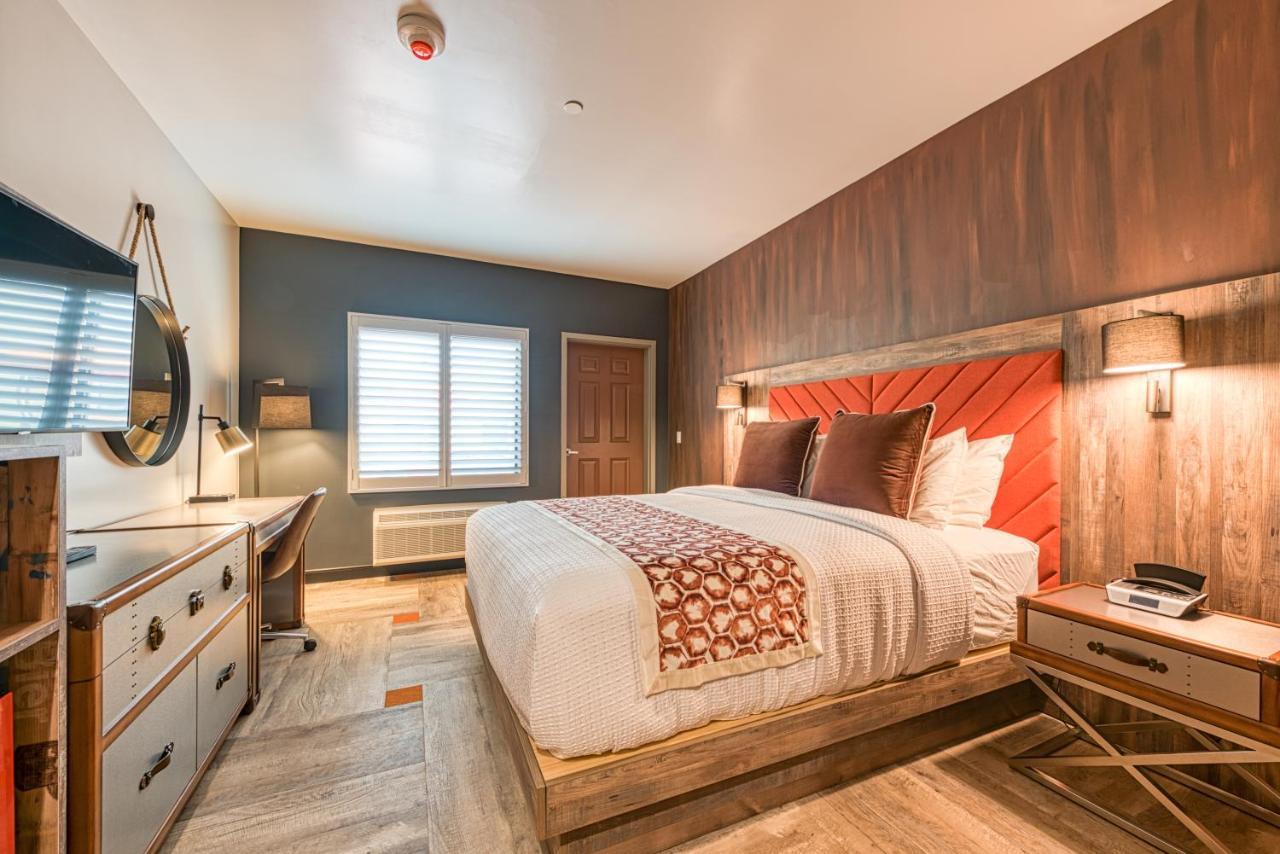 Hotel Lexen Newhall & Santa Clarita - Near Six Flags Magic Mountain Екстер'єр фото