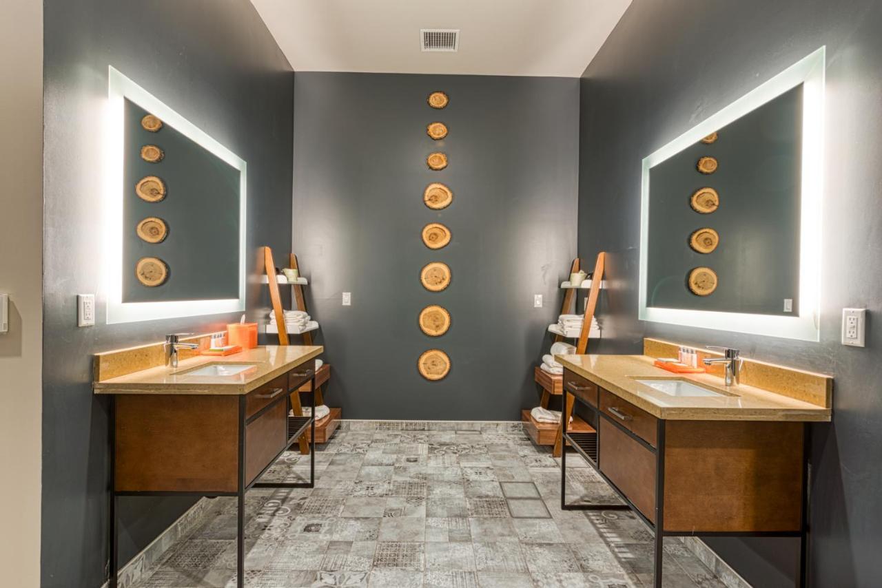 Hotel Lexen Newhall & Santa Clarita - Near Six Flags Magic Mountain Екстер'єр фото
