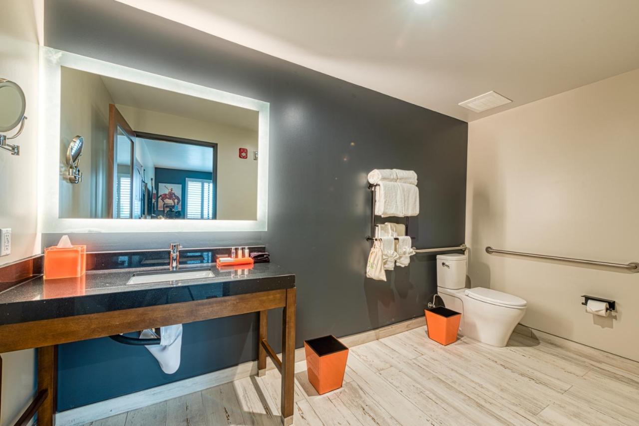 Hotel Lexen Newhall & Santa Clarita - Near Six Flags Magic Mountain Екстер'єр фото