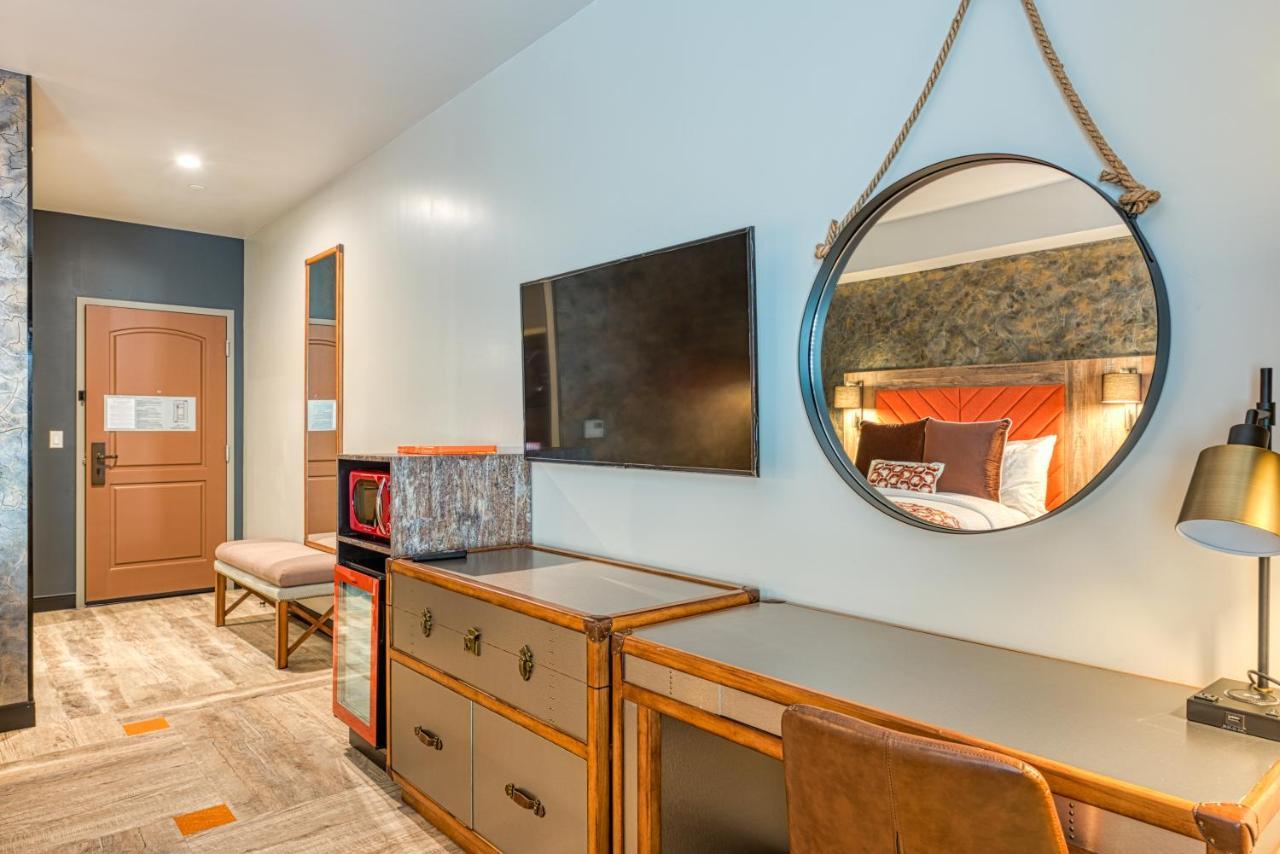 Hotel Lexen Newhall & Santa Clarita - Near Six Flags Magic Mountain Екстер'єр фото
