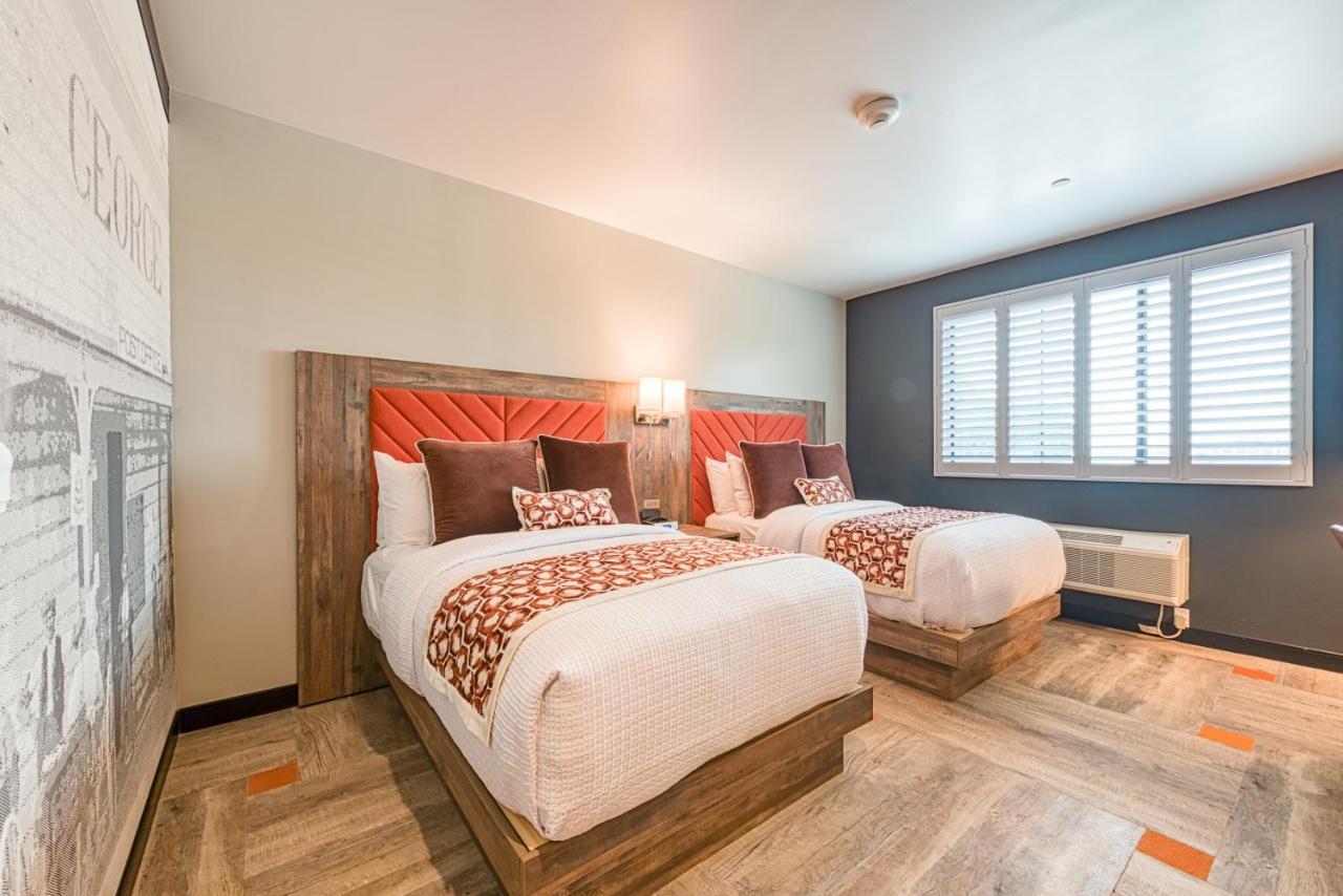 Hotel Lexen Newhall & Santa Clarita - Near Six Flags Magic Mountain Екстер'єр фото
