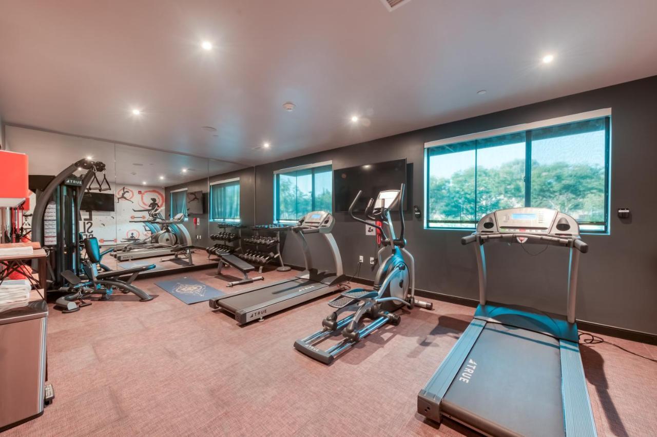 Hotel Lexen Newhall & Santa Clarita - Near Six Flags Magic Mountain Екстер'єр фото